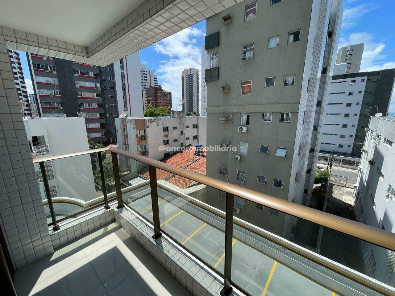 Apartamento para aluguel no Candeias: 