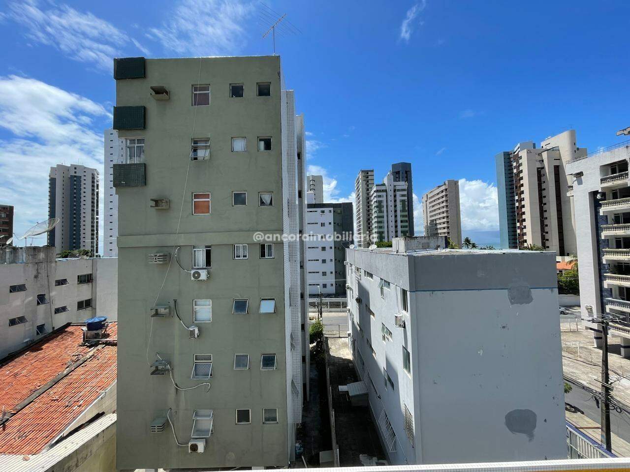 Apartamento para aluguel no Candeias: 