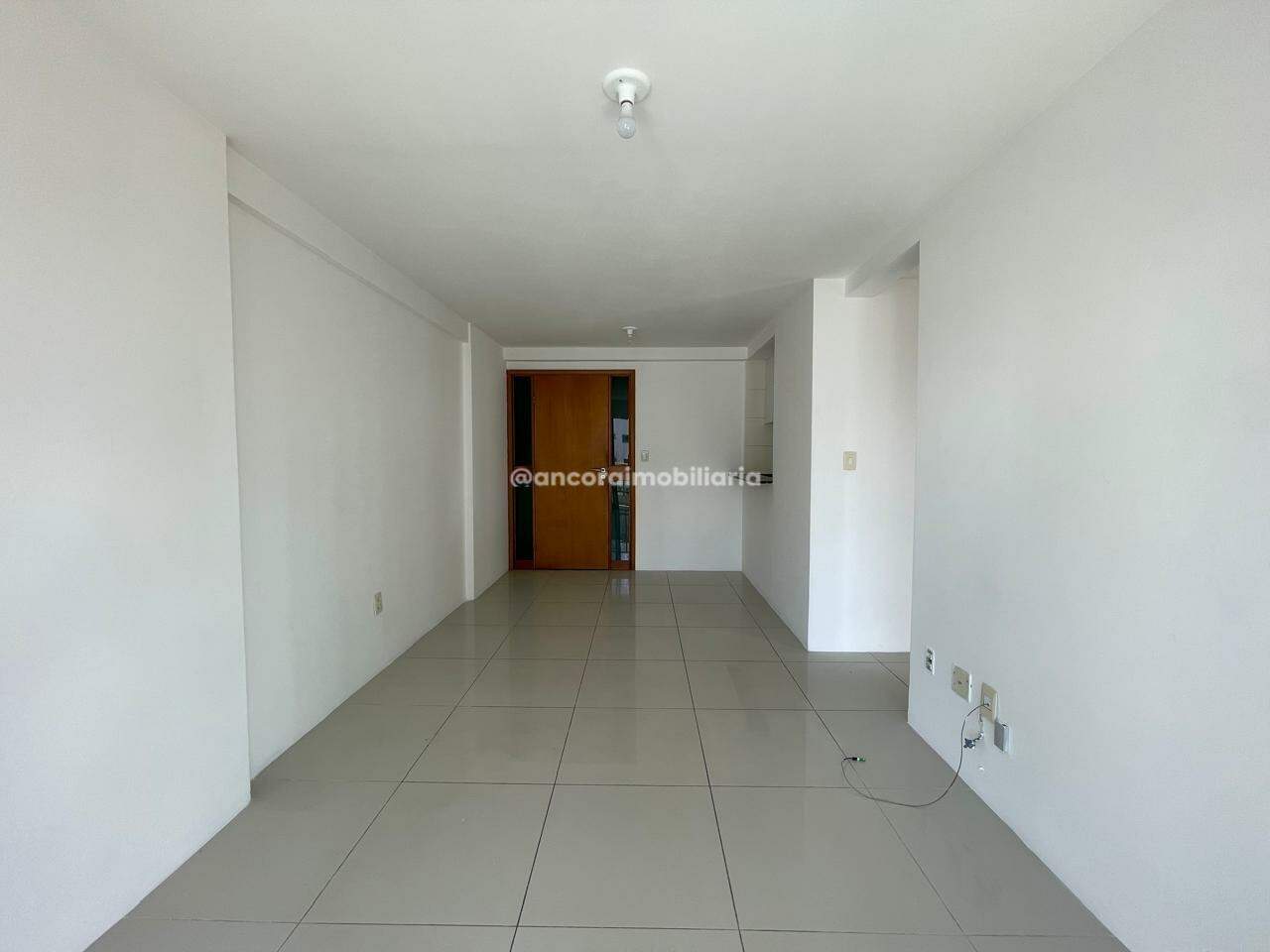 Apartamento para aluguel no Candeias: 
