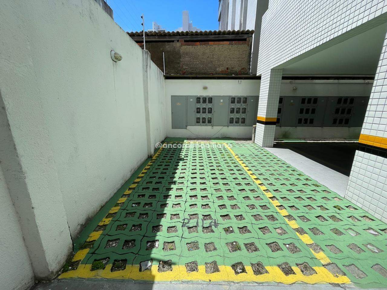 Apartamento para aluguel no Candeias: 