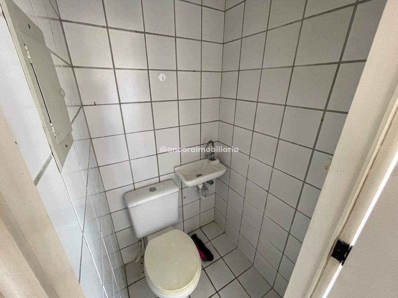 Sala para aluguel no Ilha do Leite: 
