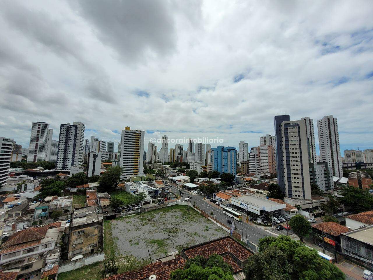 Apartamento para aluguel no Madalena: 