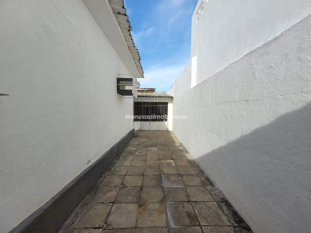 Casa para aluguel no Bairro Novo: 