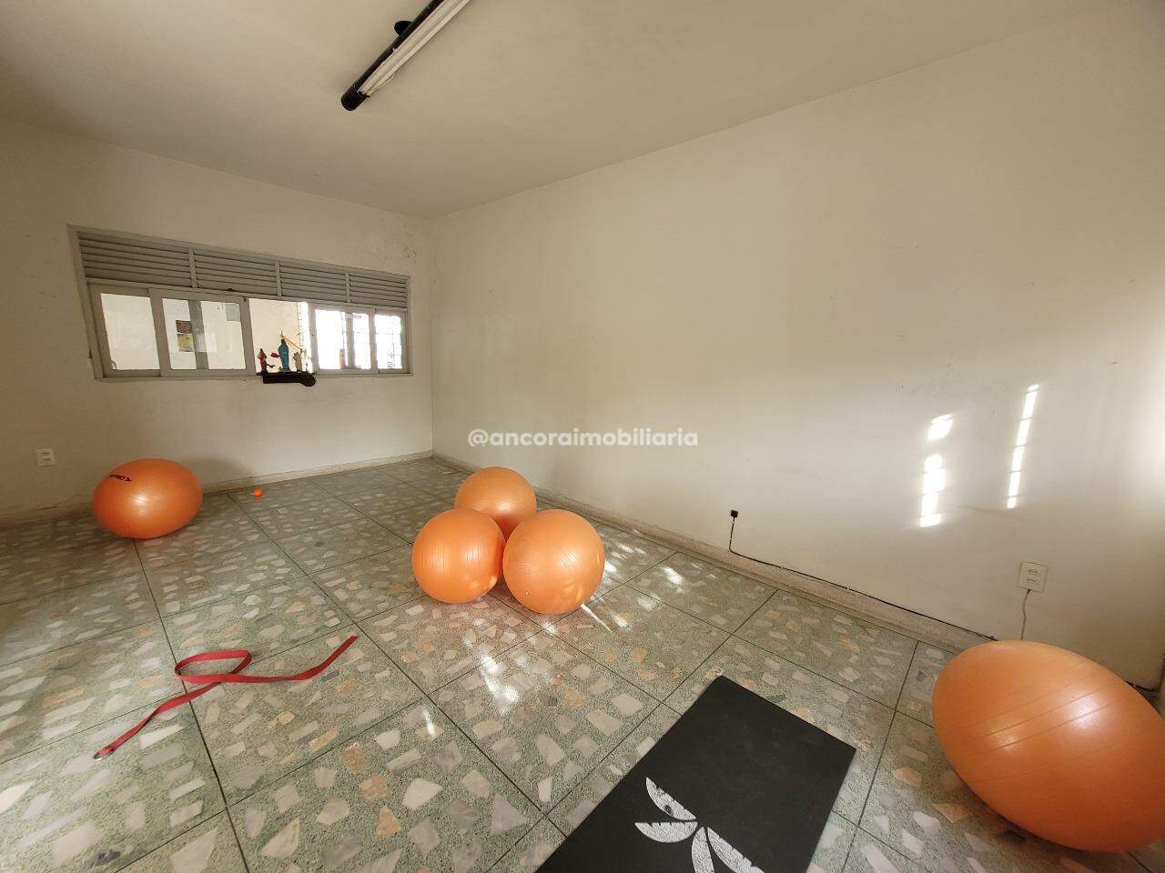 Casa para aluguel no Bairro Novo: 