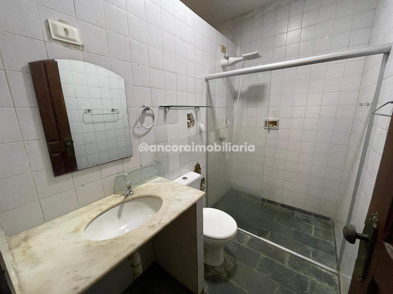 Casa para aluguel no Campo Grande: 