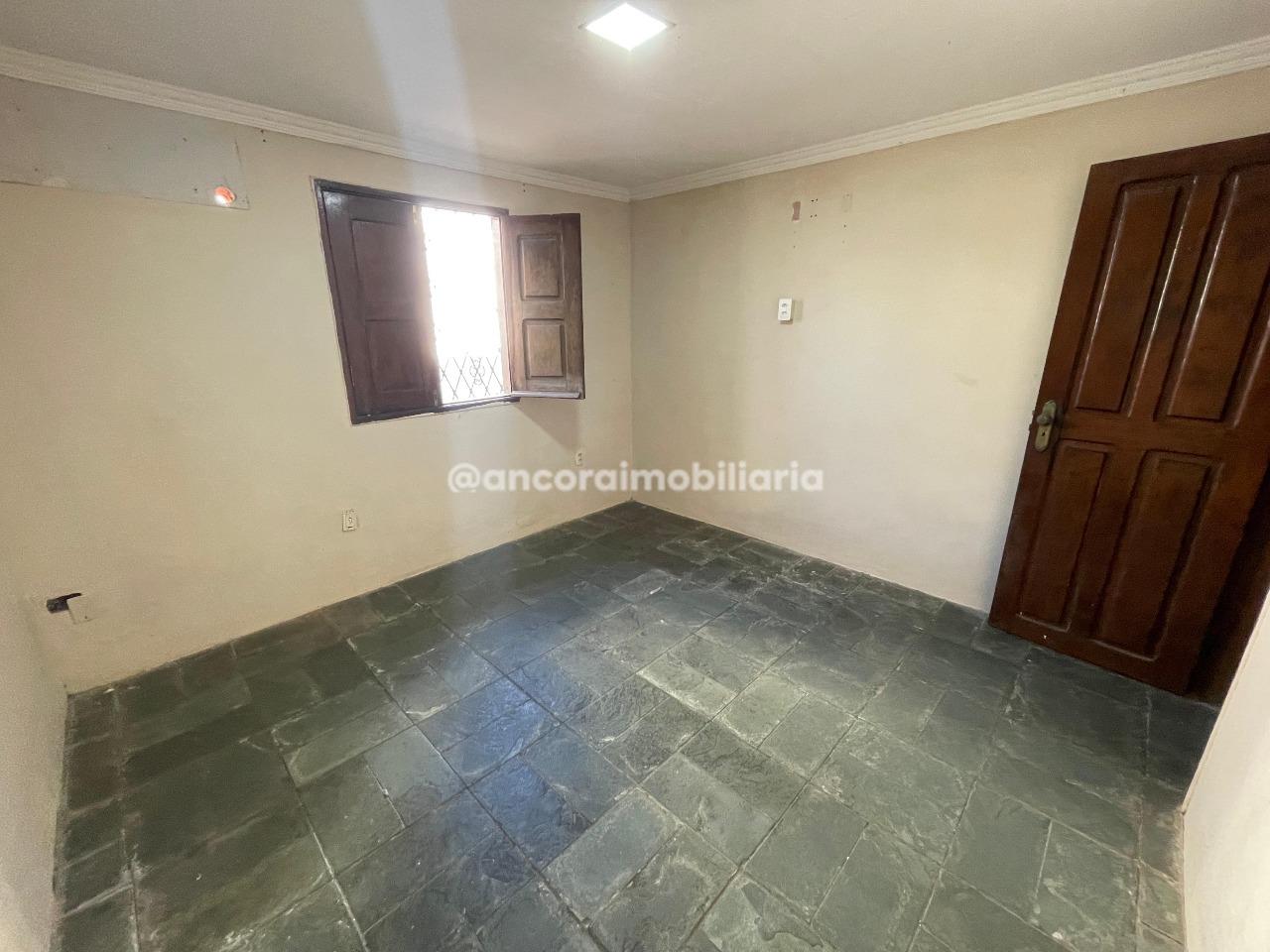 Casa para aluguel no Campo Grande: 