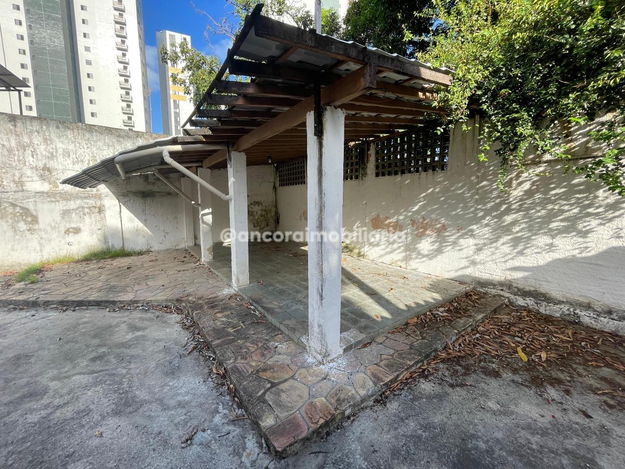 Casa para aluguel no Campo Grande: 