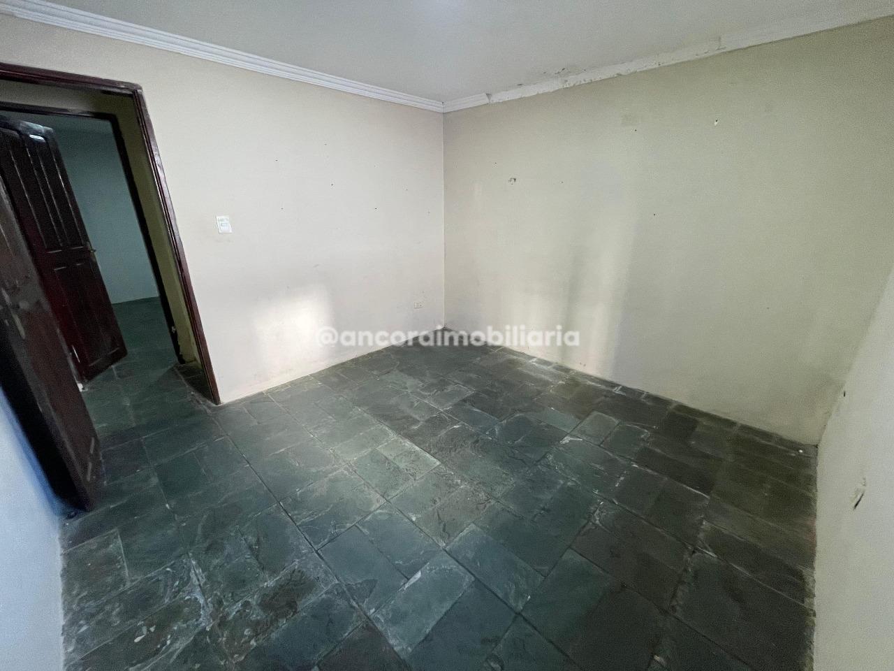 Casa para aluguel no Campo Grande: 