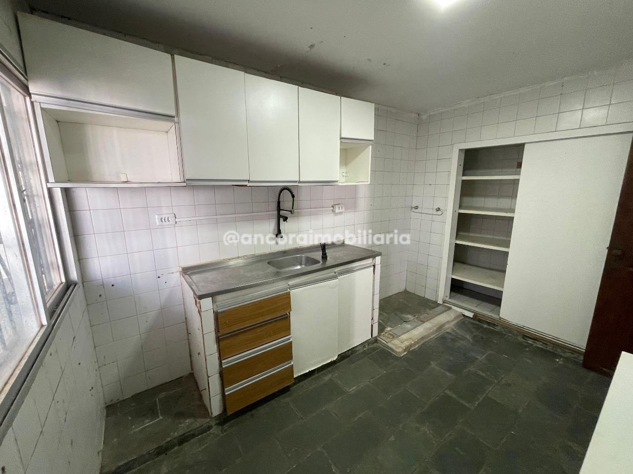 Casa para aluguel no Campo Grande: 
