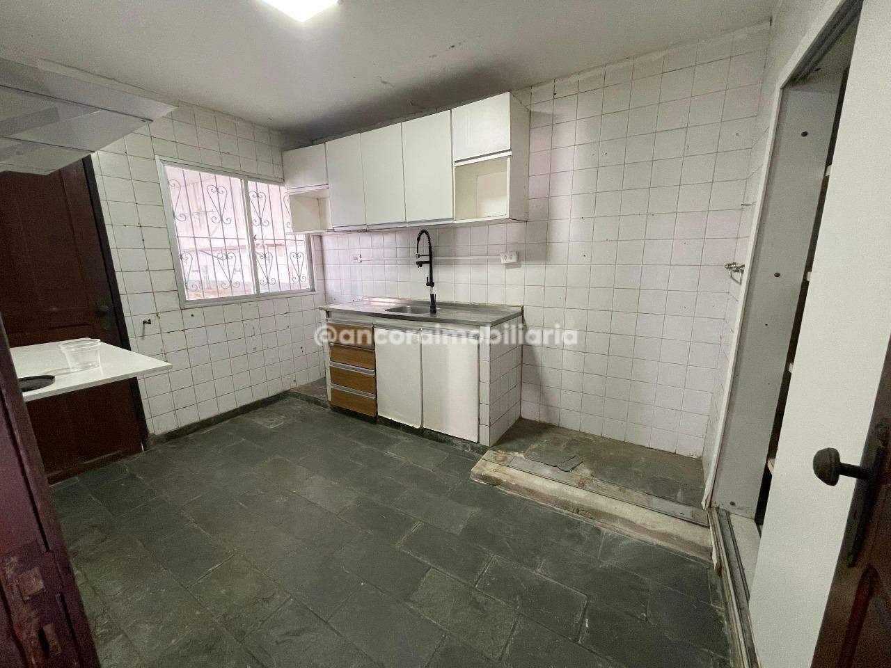 Casa para aluguel no Campo Grande: 