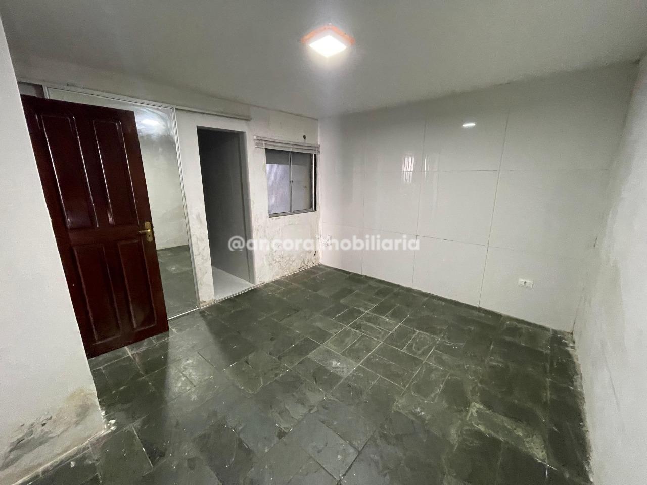 Casa para aluguel no Campo Grande: 
