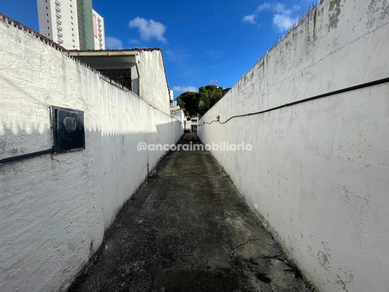 Casa para aluguel no Campo Grande: 