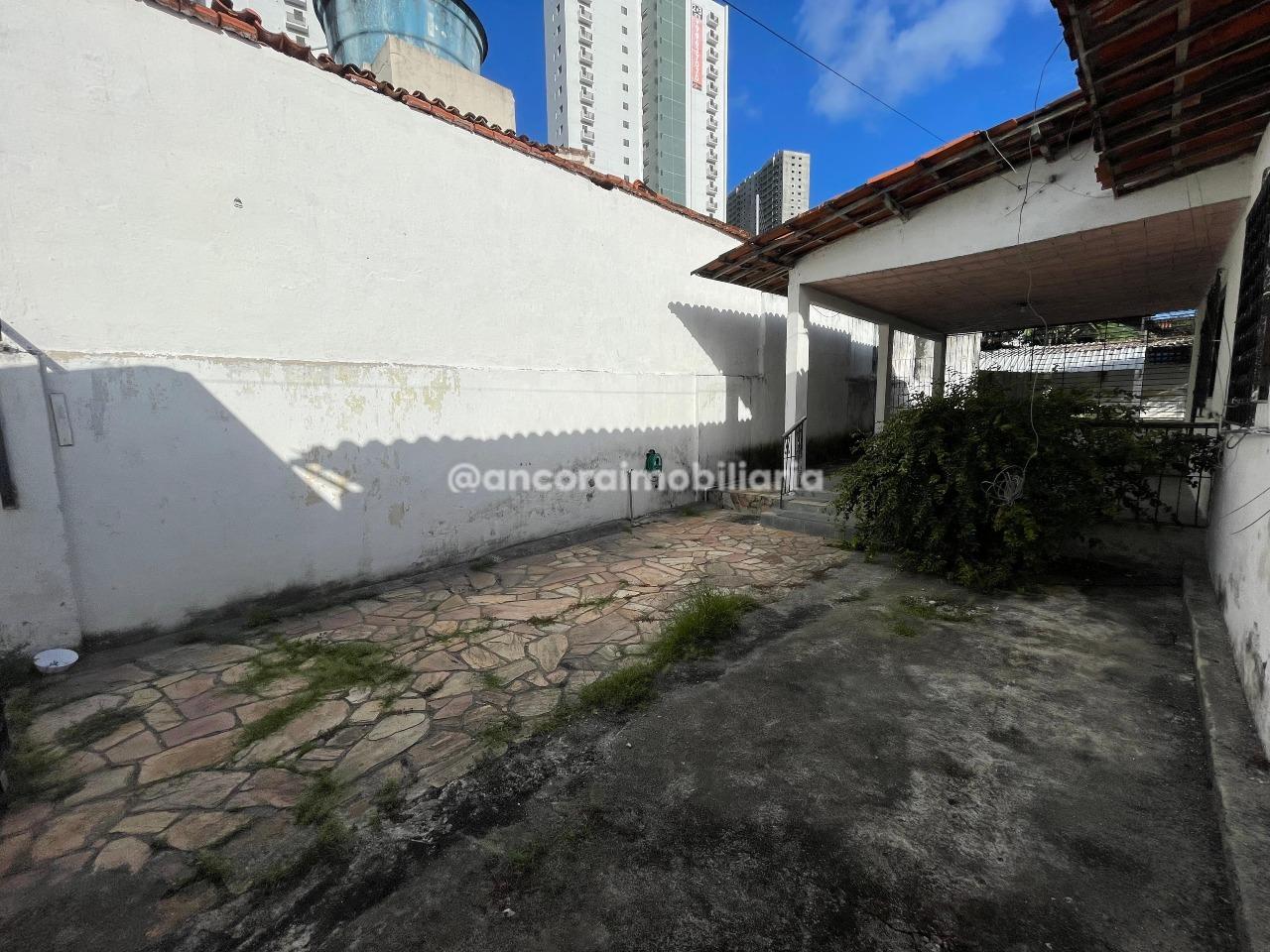 Casa para aluguel no Campo Grande: 