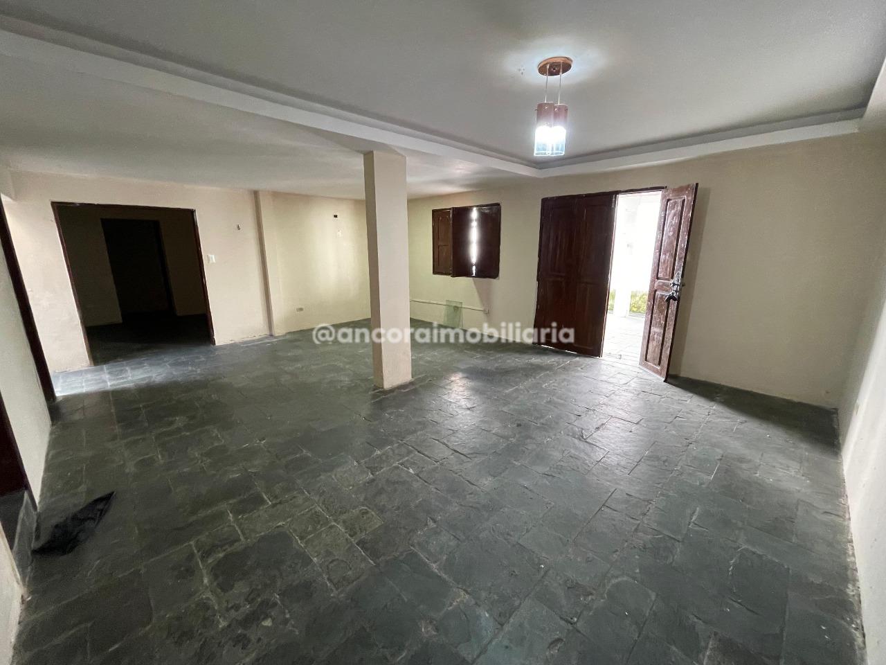 Casa para aluguel no Campo Grande: 