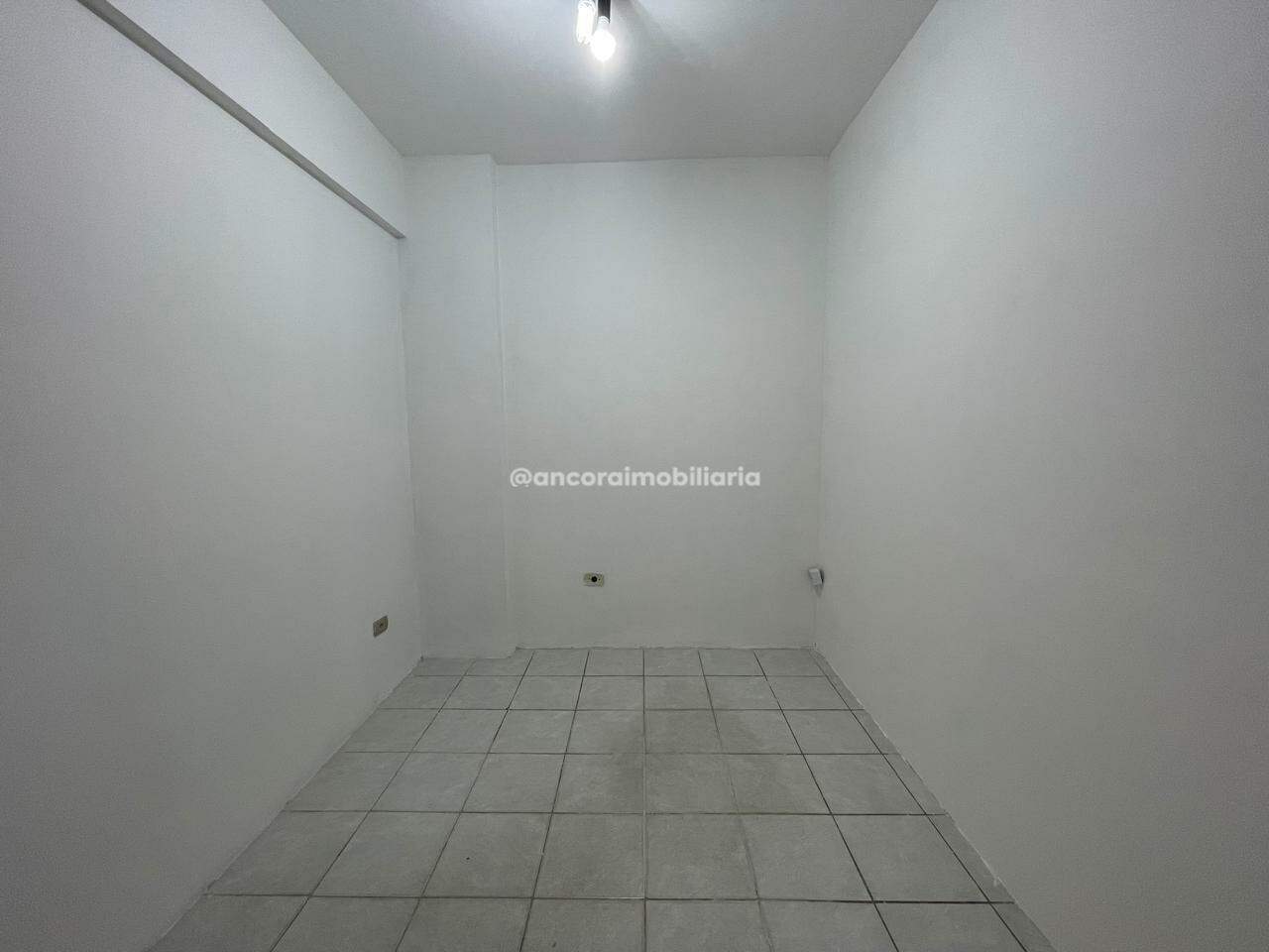 Sala para aluguel no Santo Amaro: