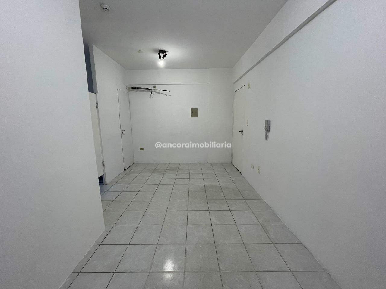 Sala para aluguel no Santo Amaro: 