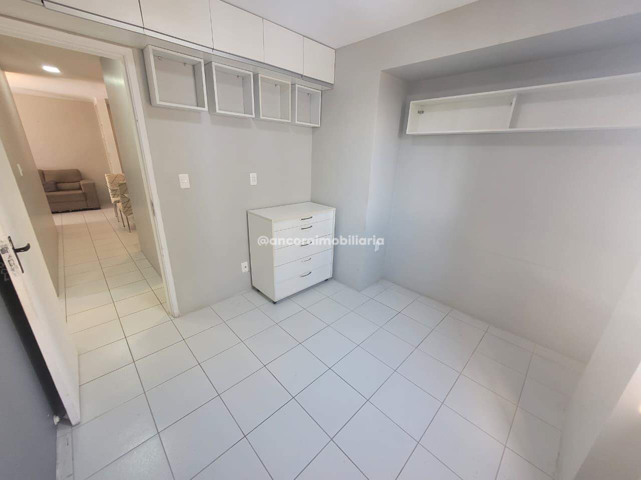Apartamento para aluguel no Pina: 