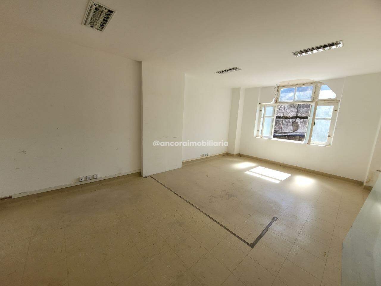 Sala para aluguel no Recife: 