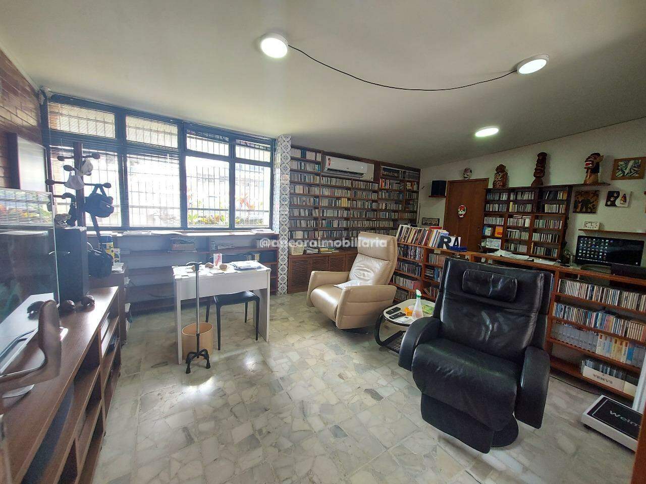 Casa à venda no Ilha do Retiro: 