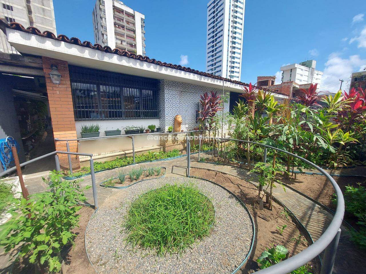 Casa à venda no Ilha do Retiro: 