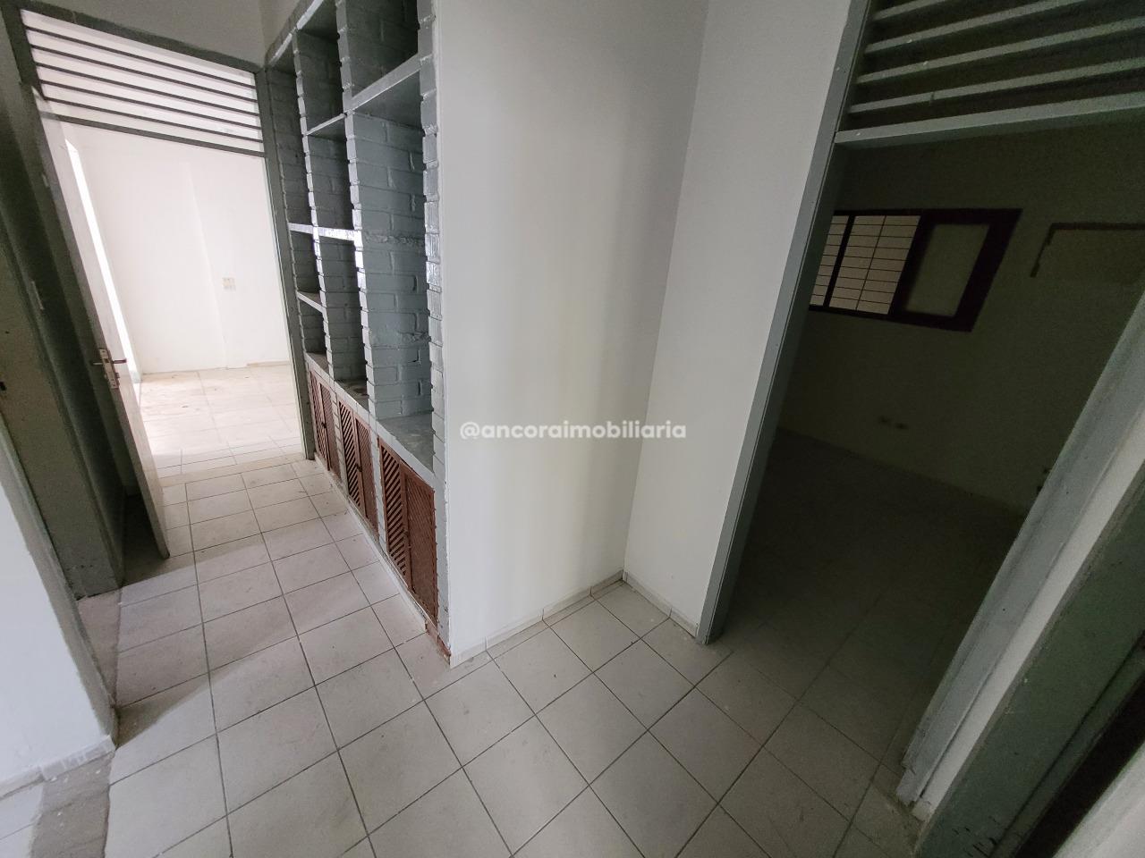 Casa Comercial para aluguel no Santo Amaro: 