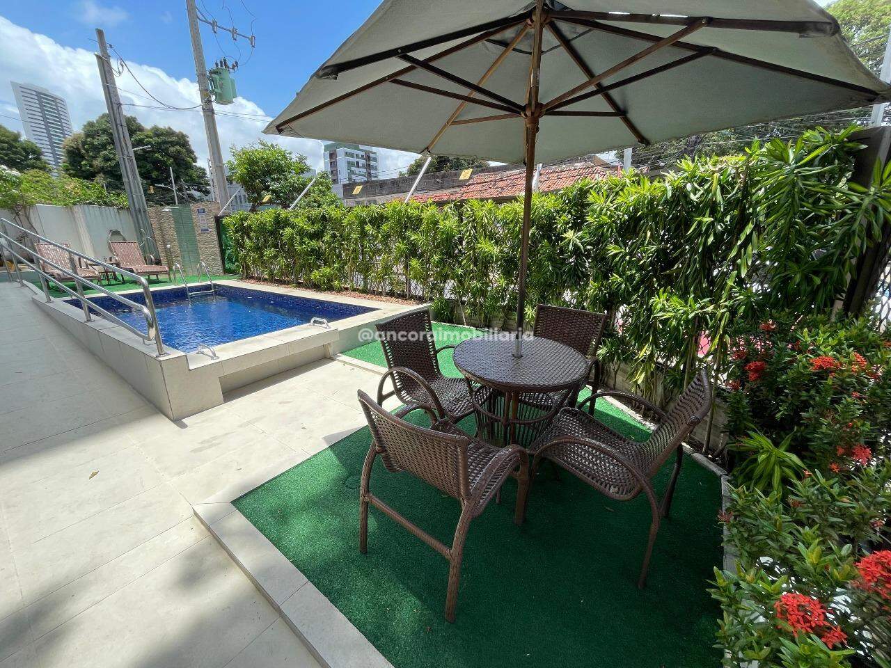 Apartamento para aluguel no Encruzilhada: 