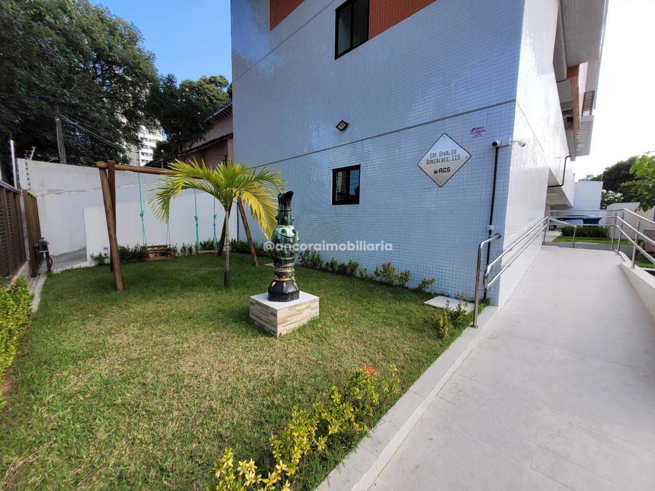 Apartamento para aluguel no Encruzilhada: 