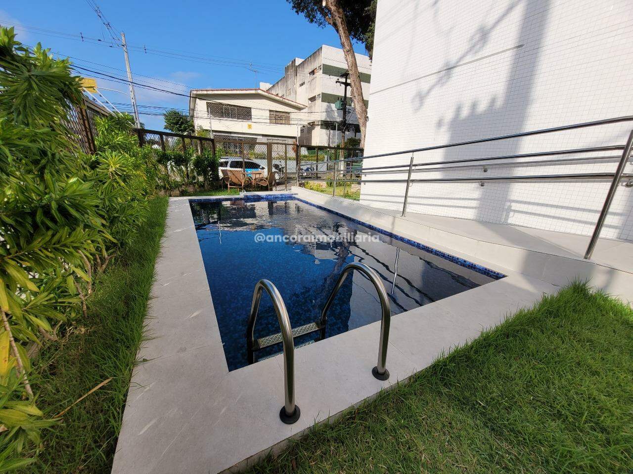 Apartamento para aluguel no Encruzilhada: 