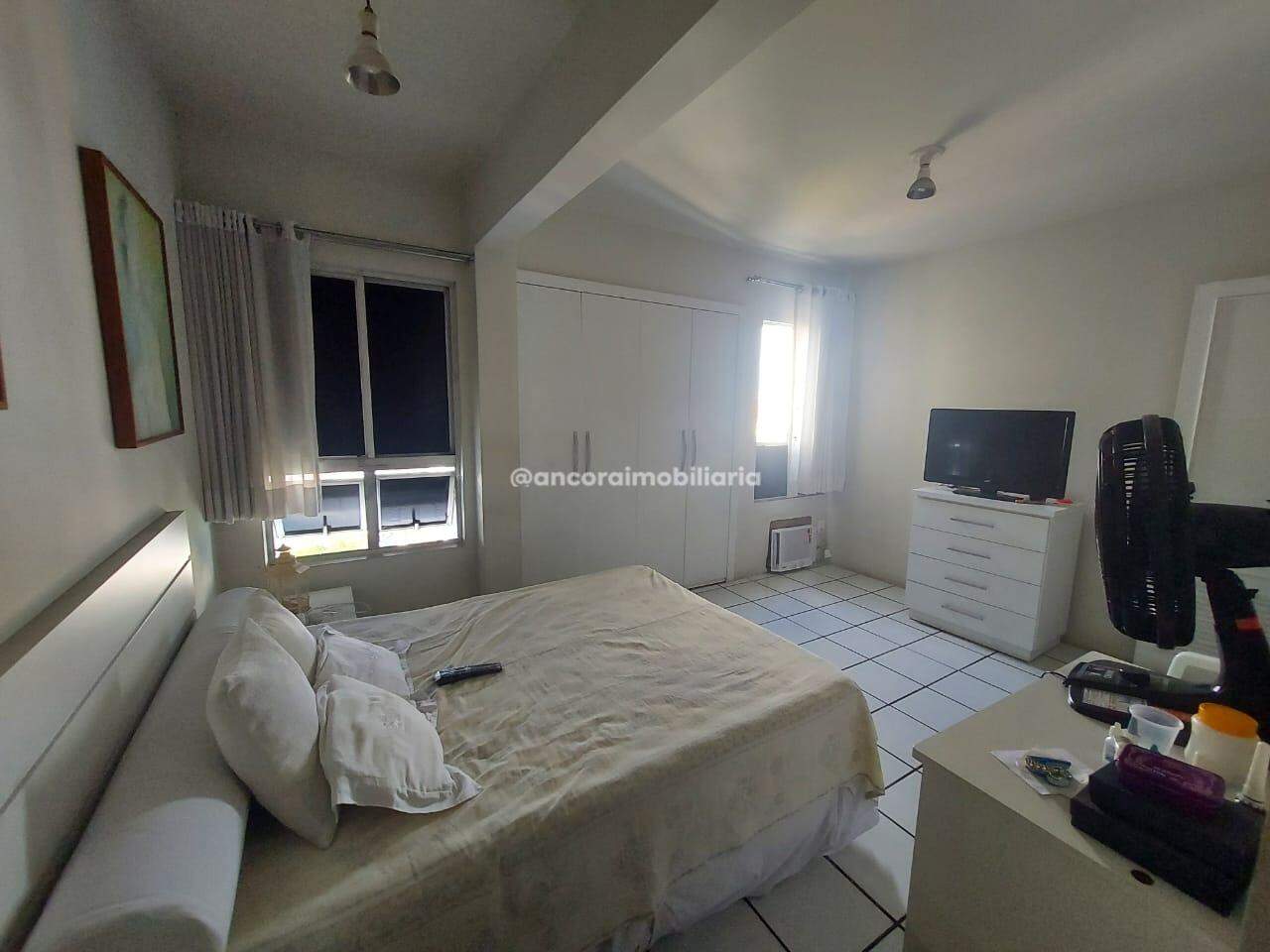 Apartamento à venda no Graças: