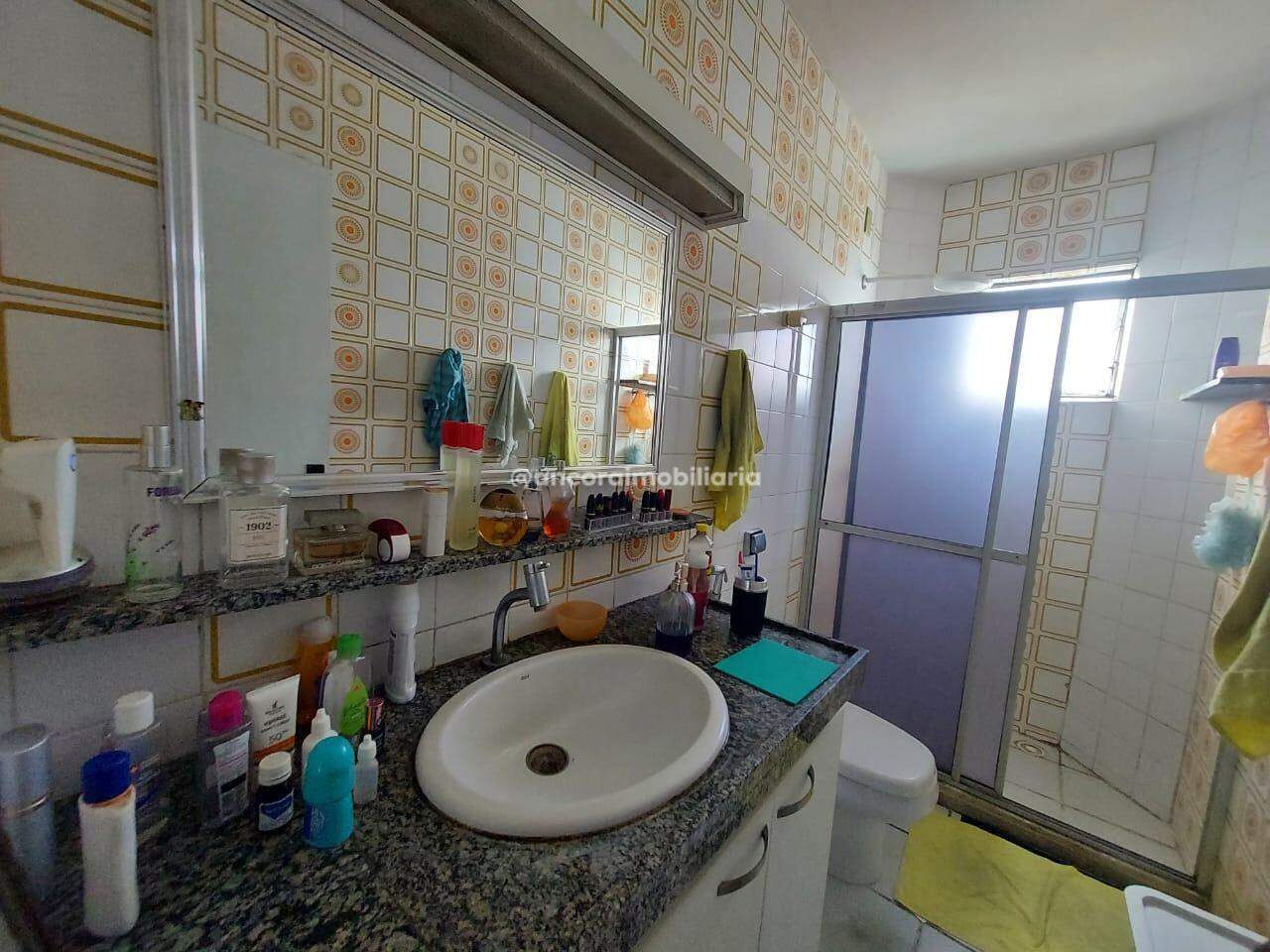 Apartamento à venda no Graças: