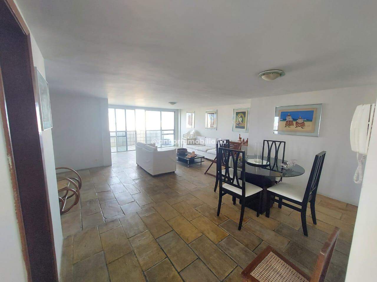 Apartamento à venda no Graças: