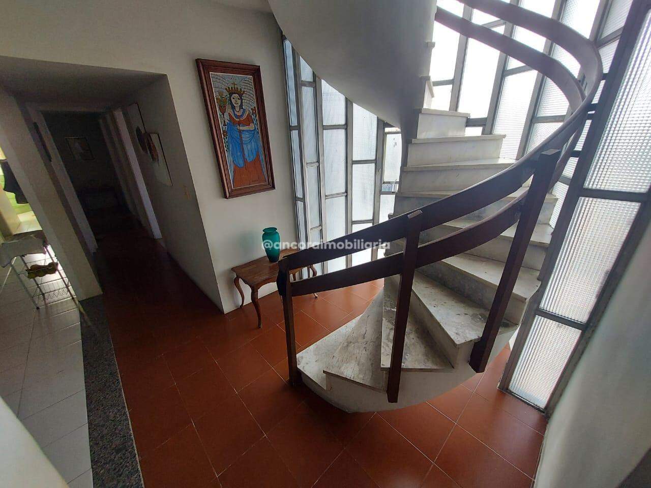 Apartamento à venda no Graças: