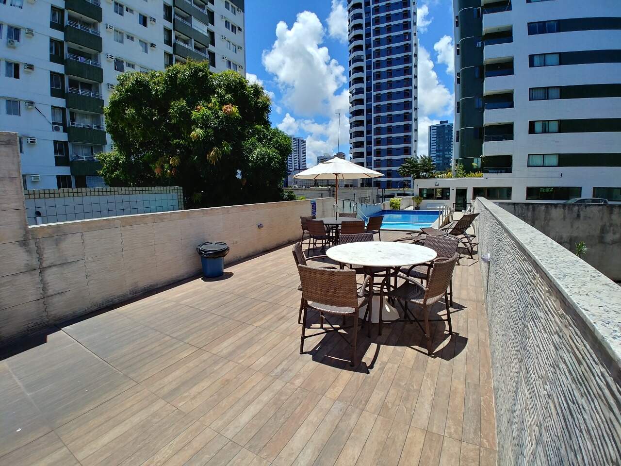 Apartamento para aluguel no Derby: 