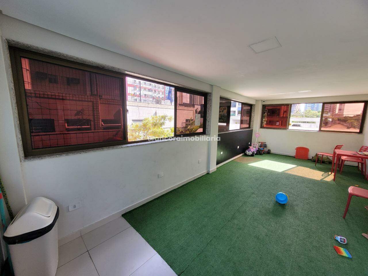 Apartamento para aluguel no Derby: 