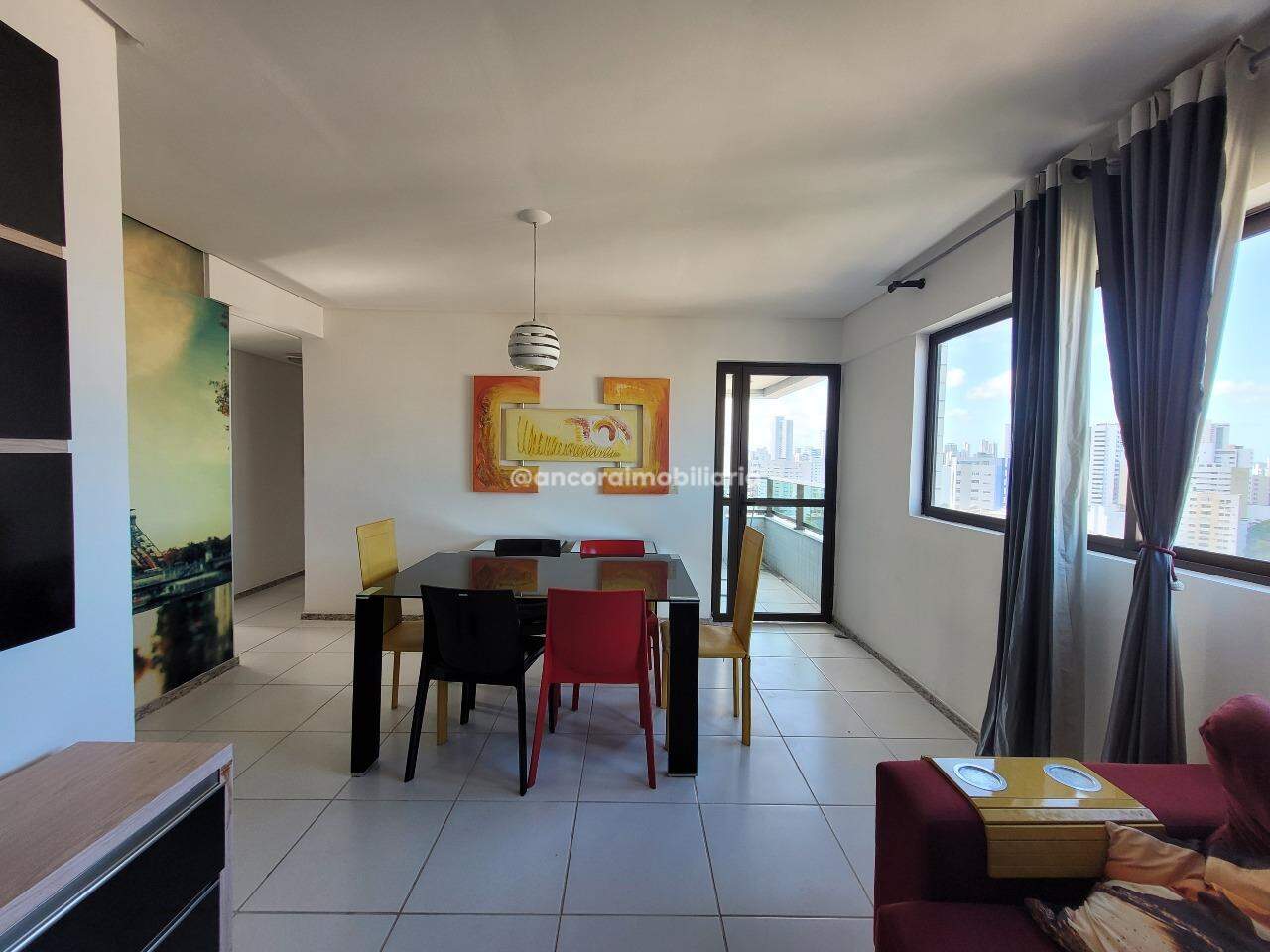 Apartamento para aluguel no Derby: 