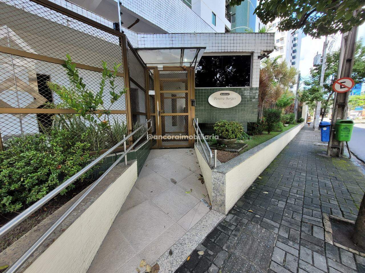 Apartamento para aluguel no Derby: 