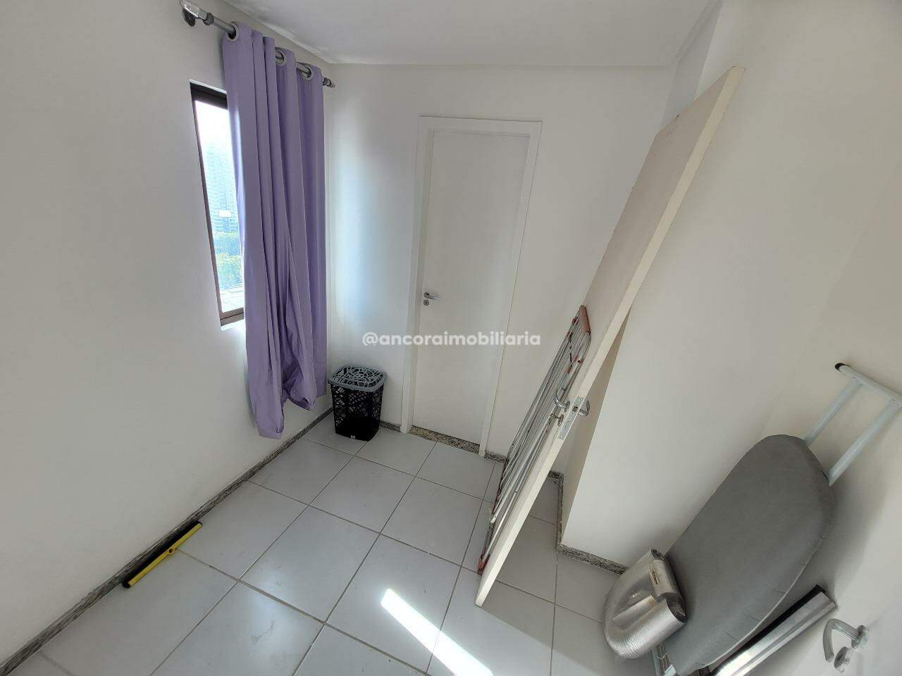 Apartamento para aluguel no Derby: 