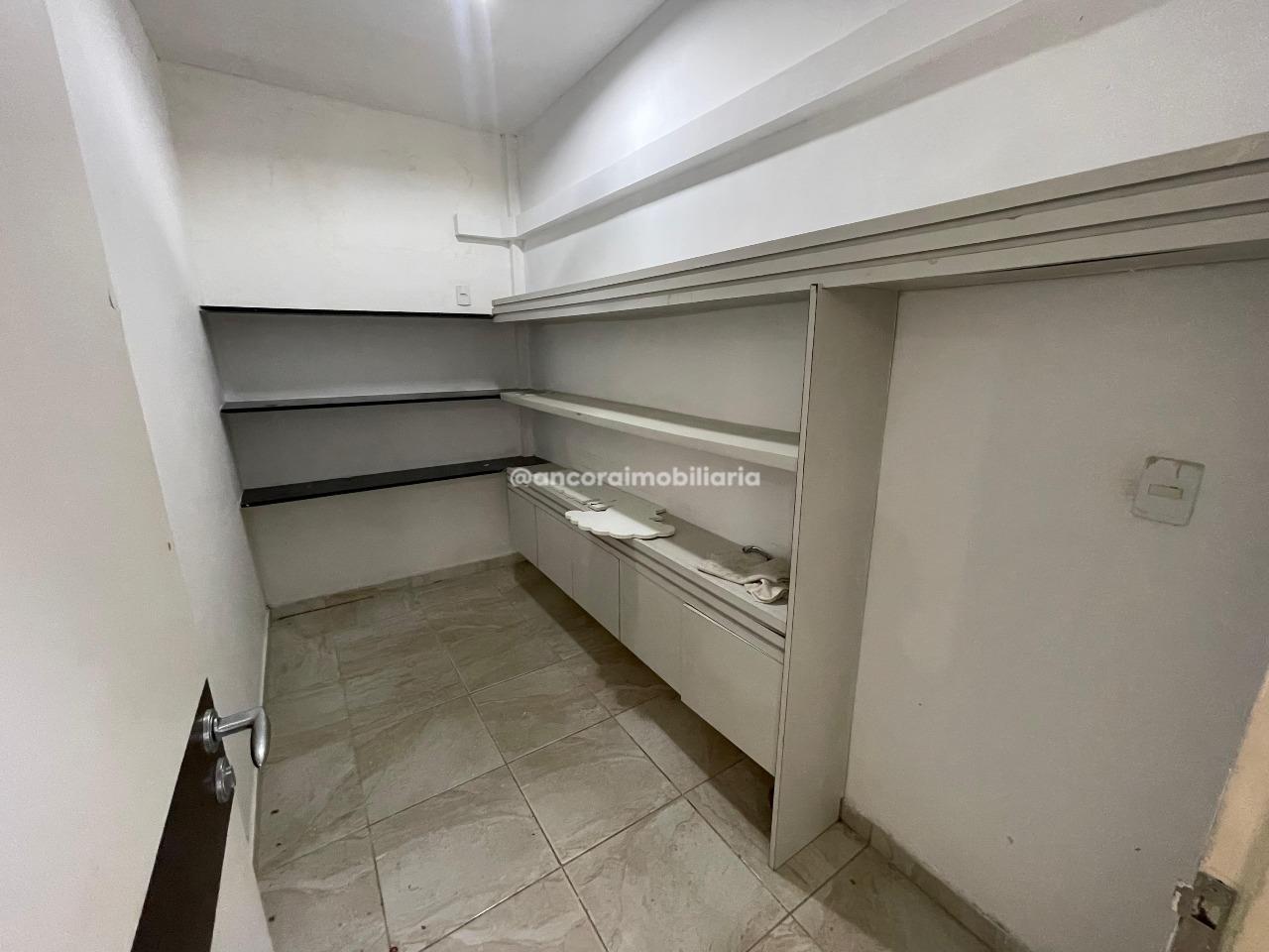 Sala para aluguel no Cordeiro: 