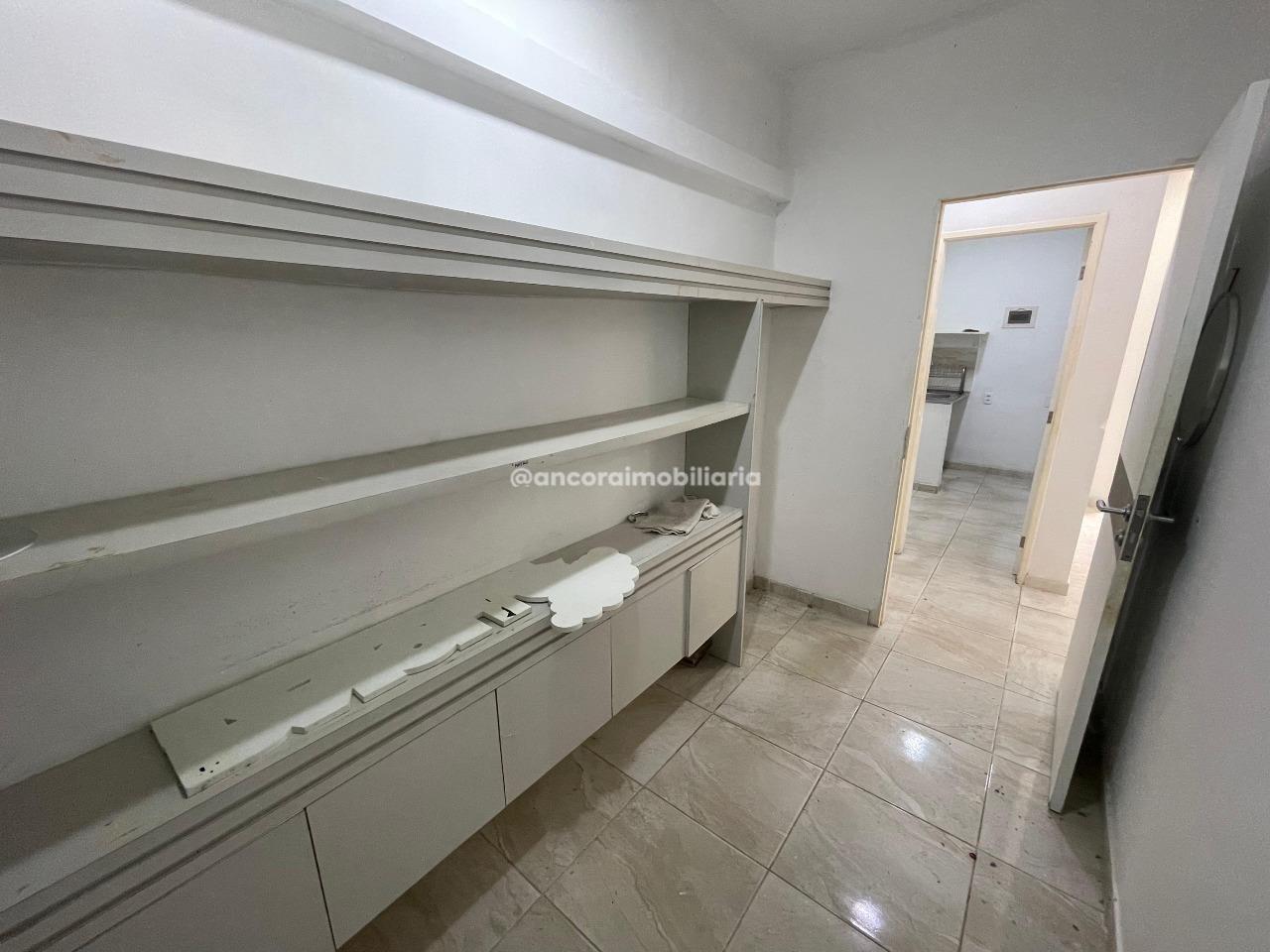 Sala para aluguel no Cordeiro: 