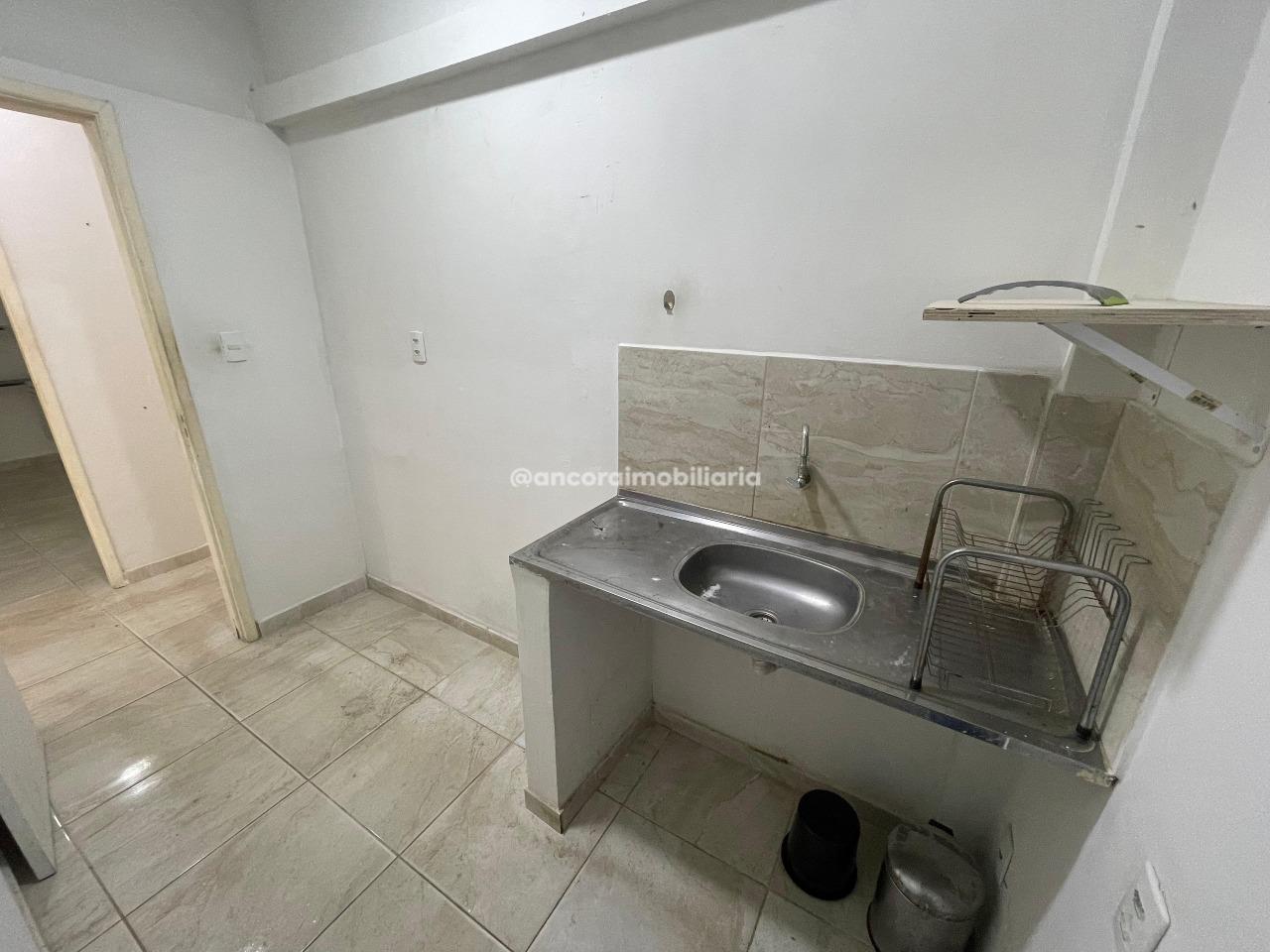 Sala para aluguel no Cordeiro: 