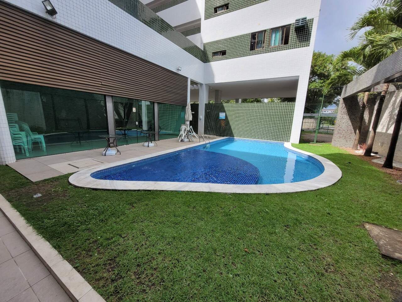 Apartamento para aluguel no Engenho do Meio: 
