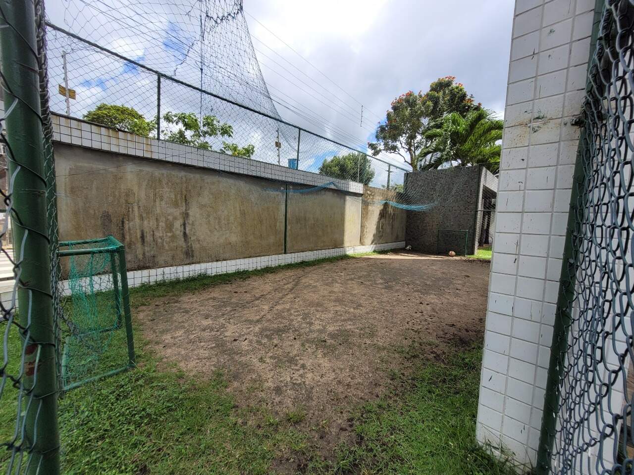 Apartamento para aluguel no Engenho do Meio: 