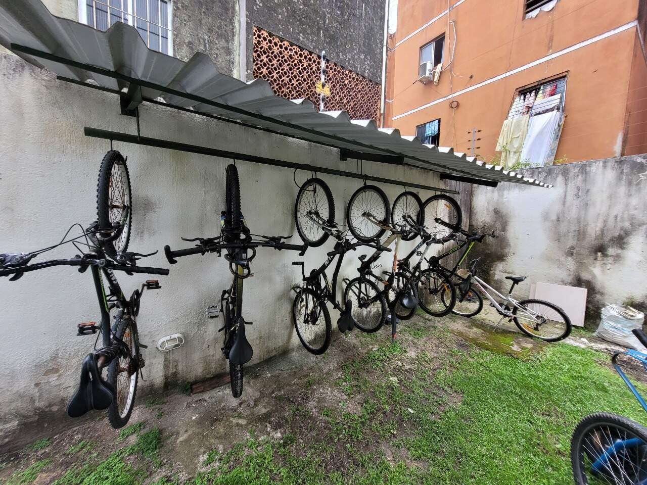 Apartamento para aluguel no Engenho do Meio: 