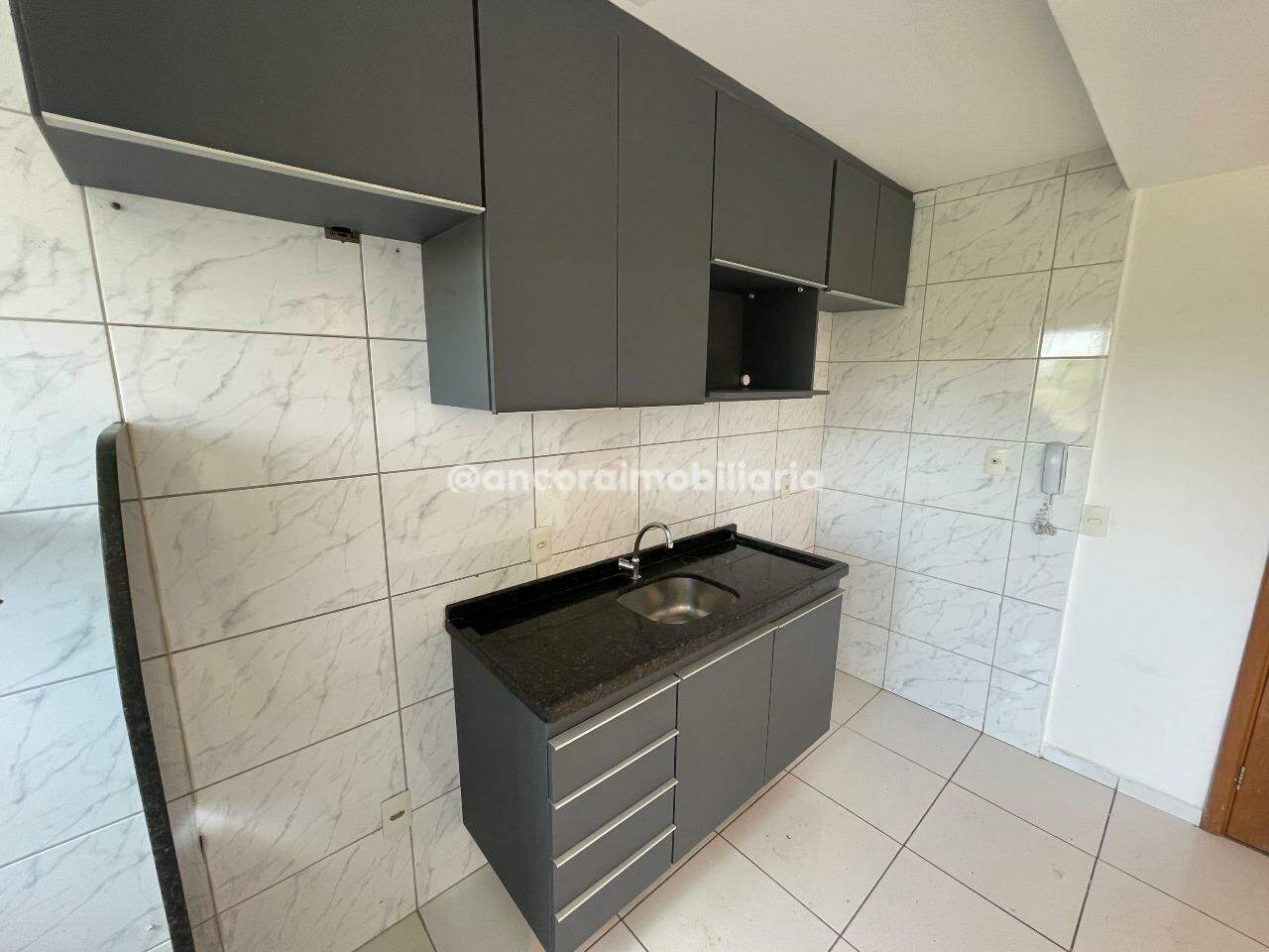 Apartamento para aluguel no Engenho do Meio: 