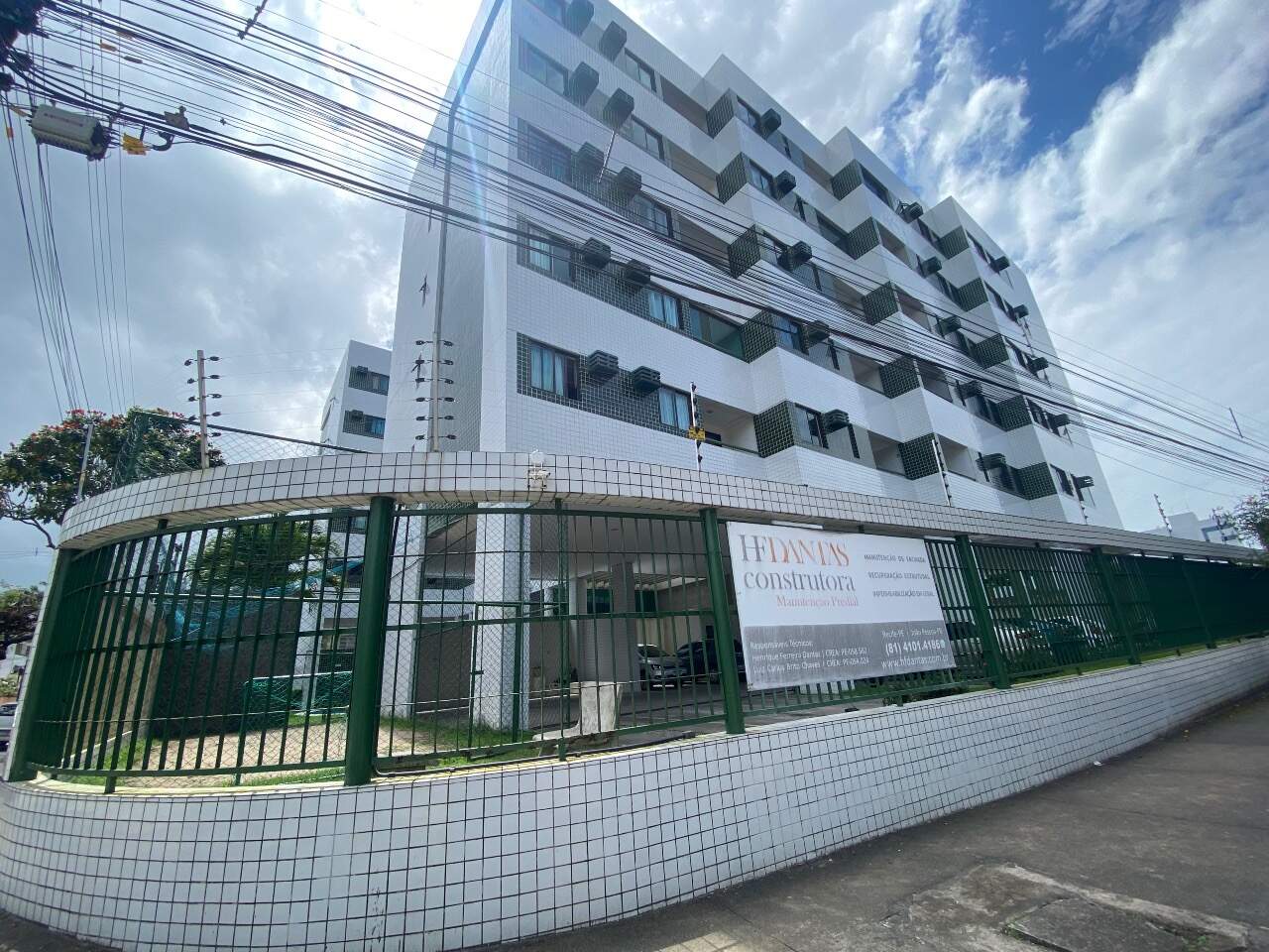 Apartamento para aluguel no Engenho do Meio: 