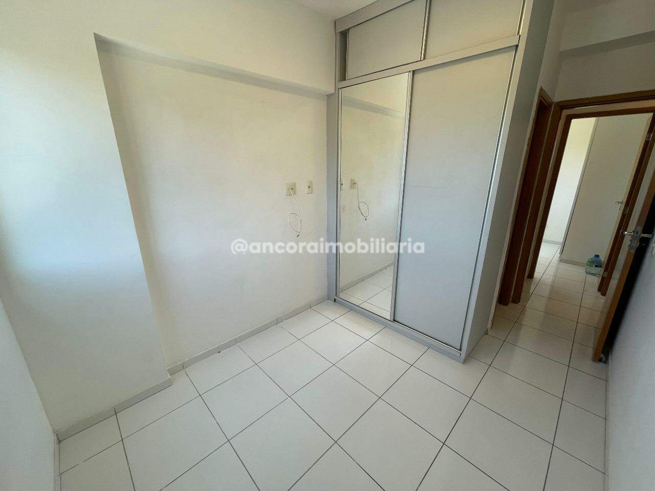 Apartamento para aluguel no Engenho do Meio: 