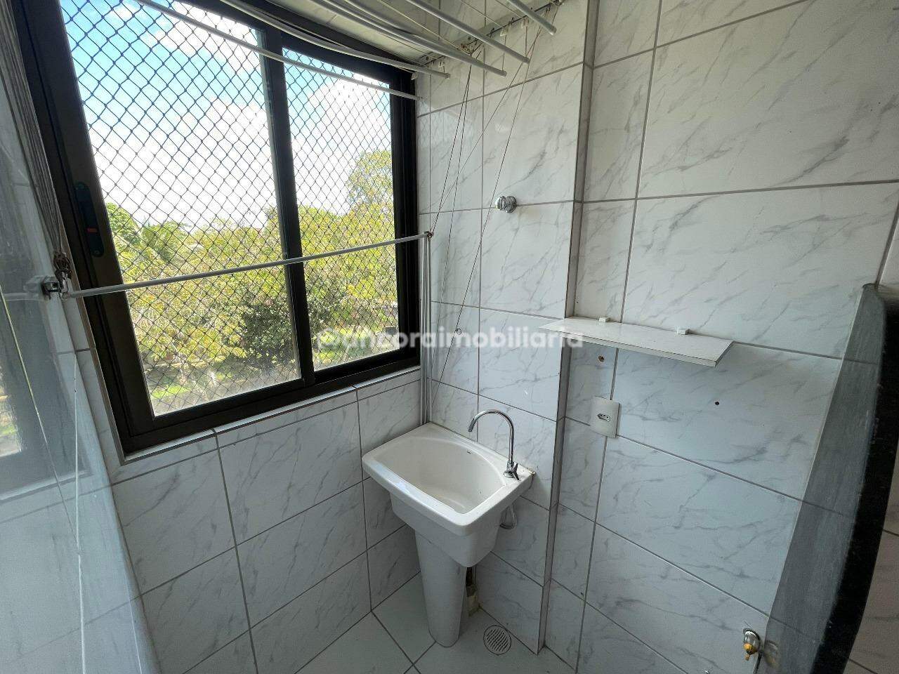 Apartamento para aluguel no Engenho do Meio: 