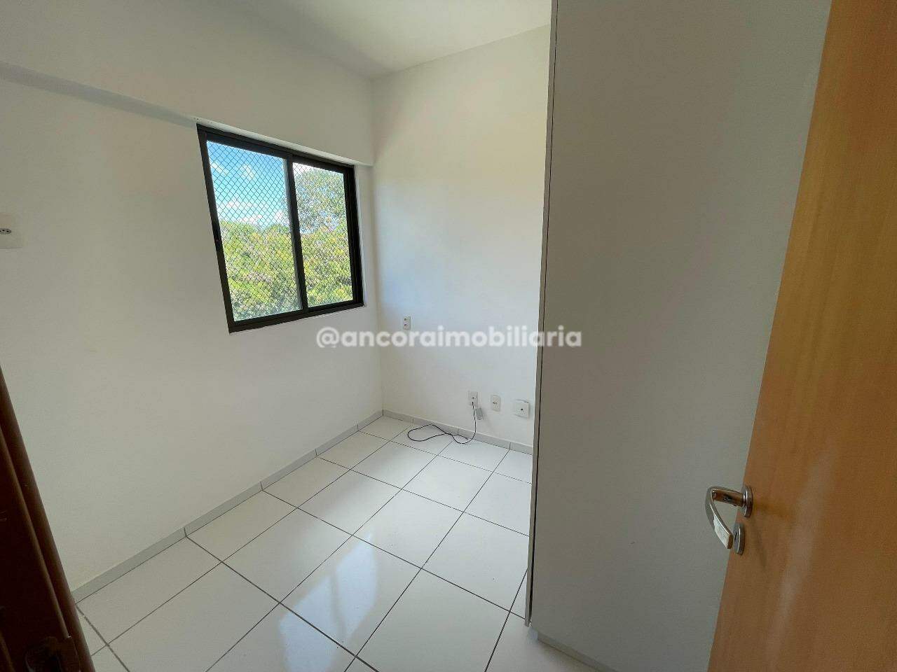 Apartamento para aluguel no Engenho do Meio: 