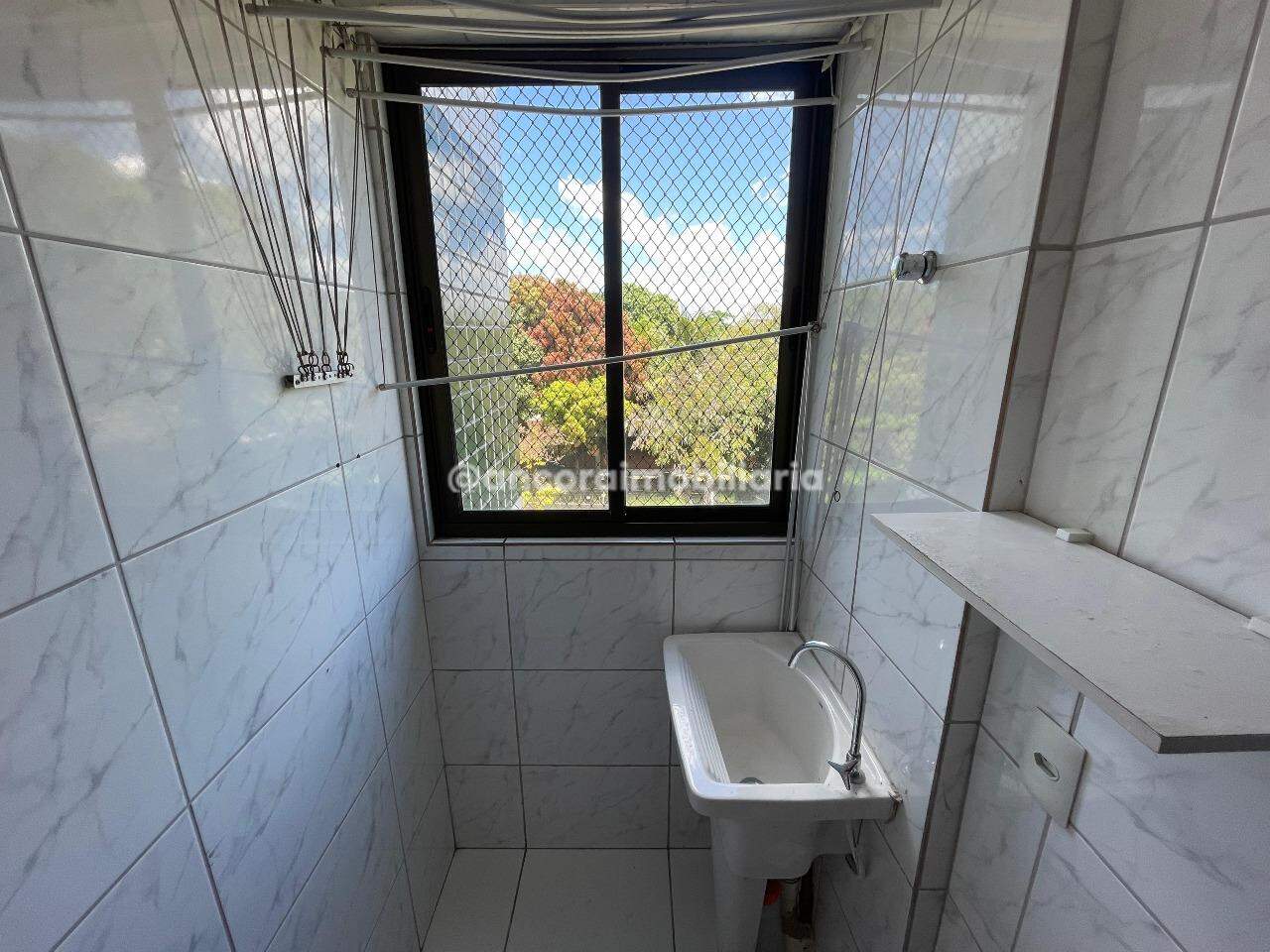 Apartamento para aluguel no Engenho do Meio: 