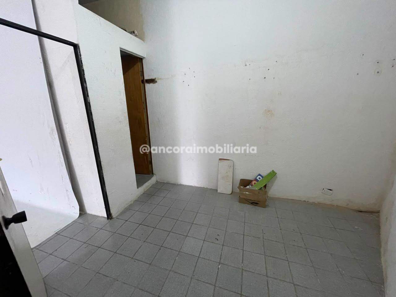 Sala para aluguel no Espinheiro: